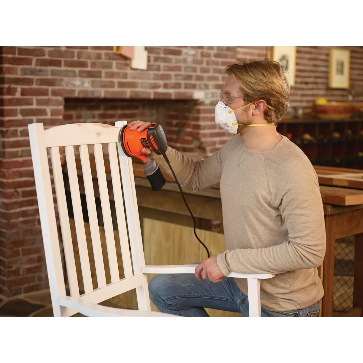 Black & Decker 5 In. 2.0A Random Orbit Sander - photo 2