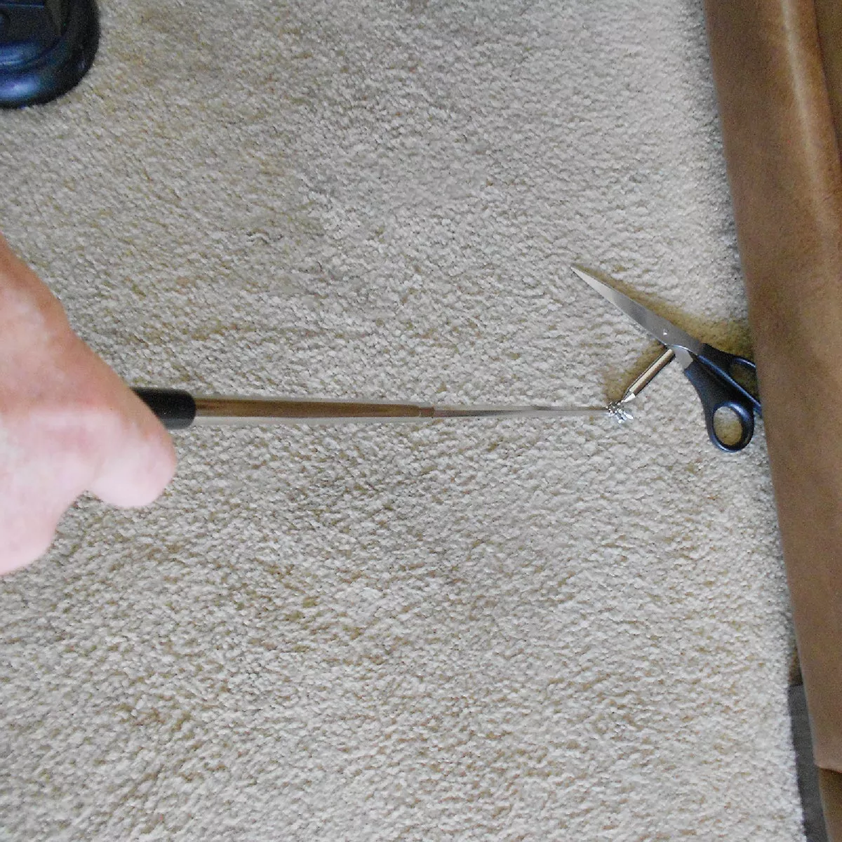 Master Magnetics 24 in. 5 Lb. Magnetic Pick-Up Tool - photo 5