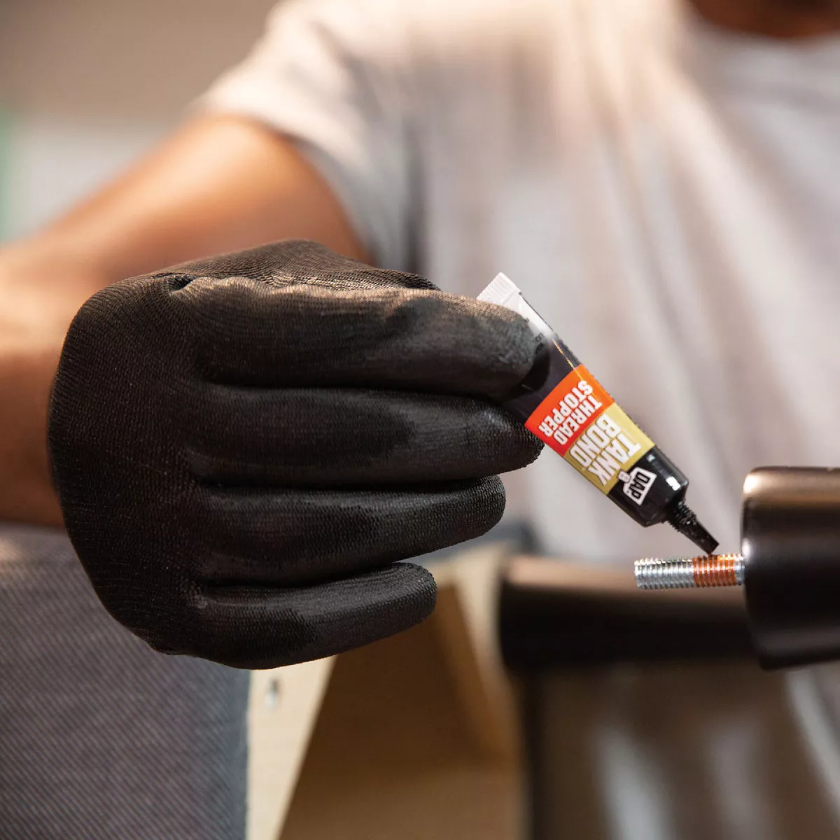 DAP Tank Bond 0.2 Oz. Orange Thread Stopper Multi-Purpose Adhesive - photo 7