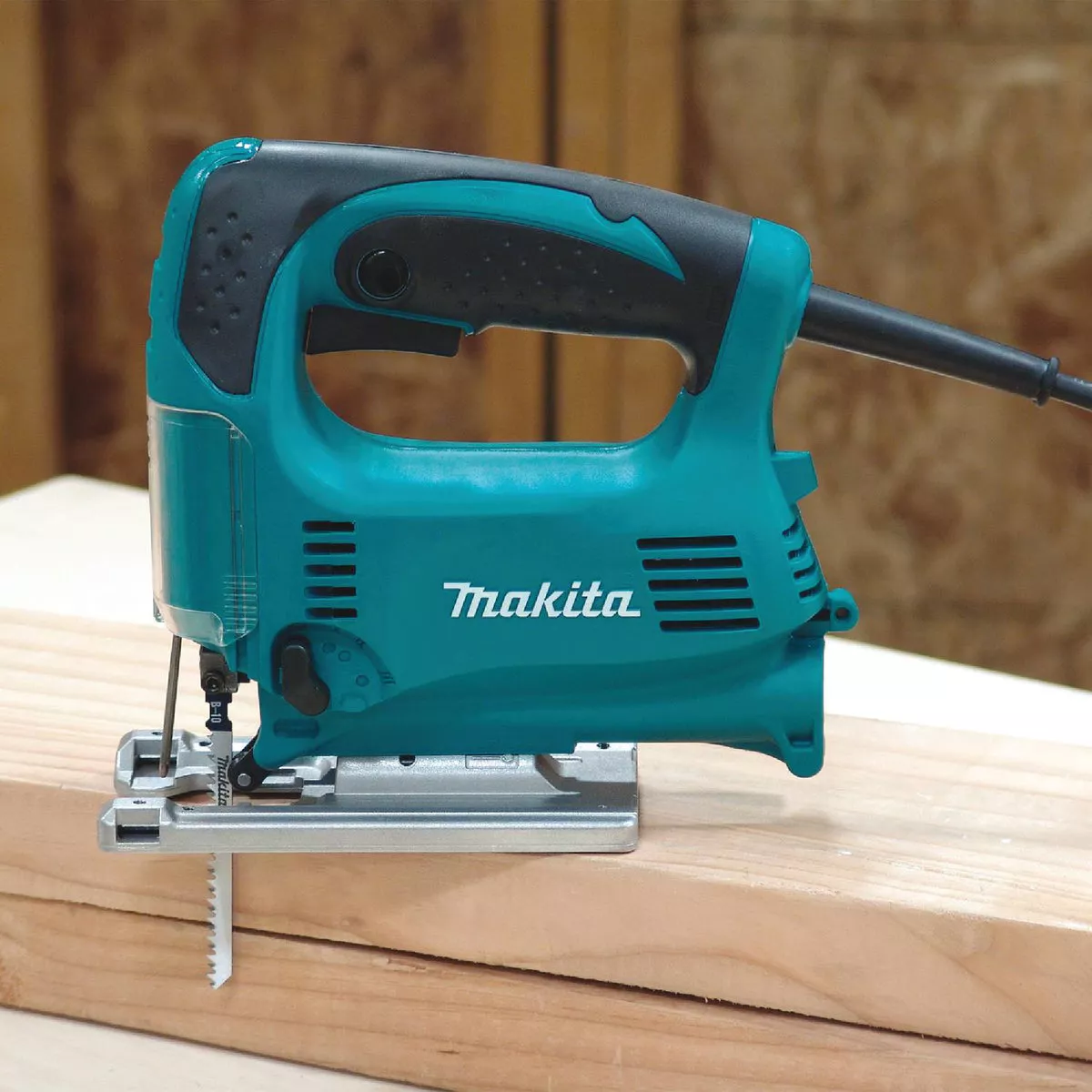 Makita 3.9A 3-Position 500-3100 SPM Top-Handle Jig Saw Kit - photo 3