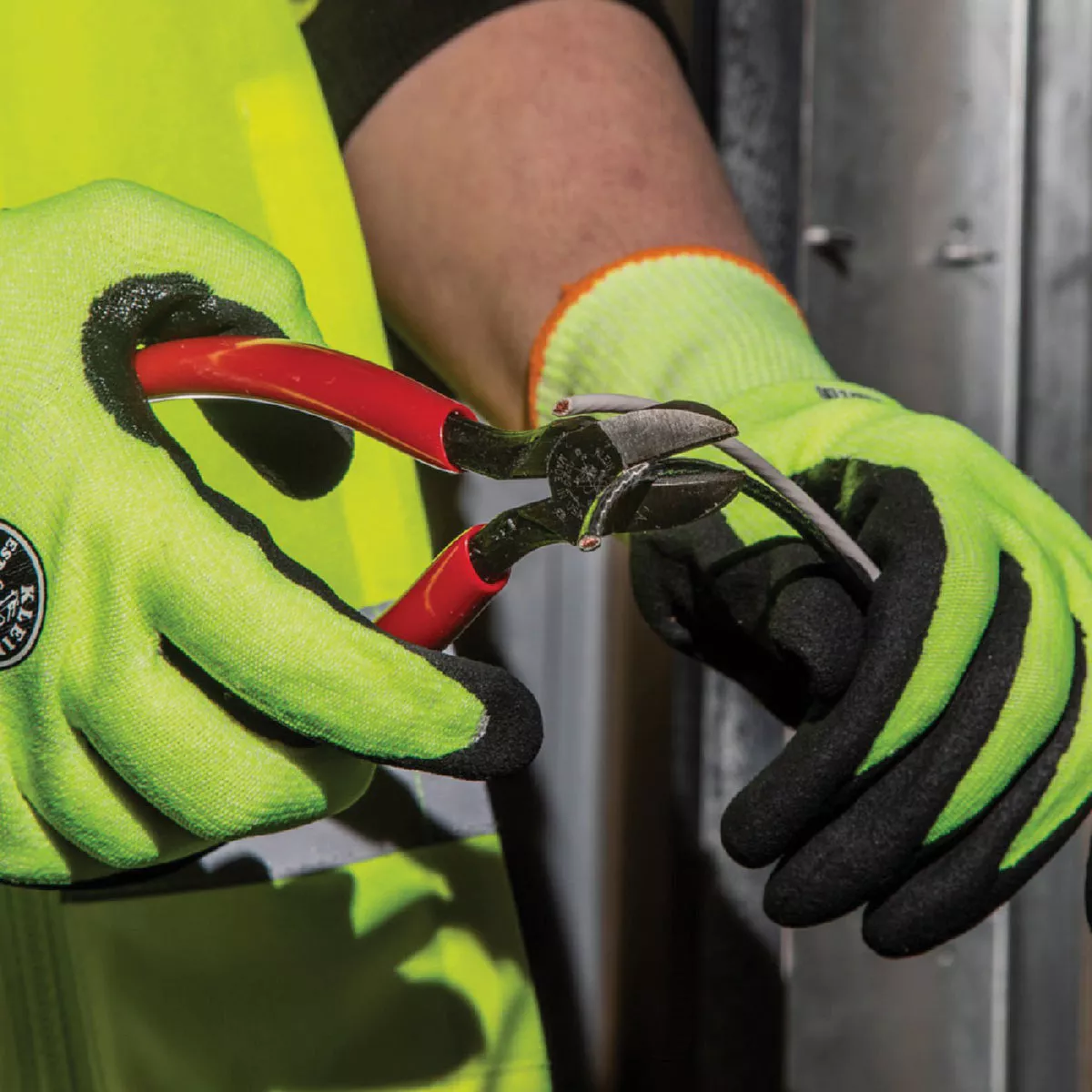 Klein 6 In. Heavy-Duty Diagonal Cutting Pliers - photo 2