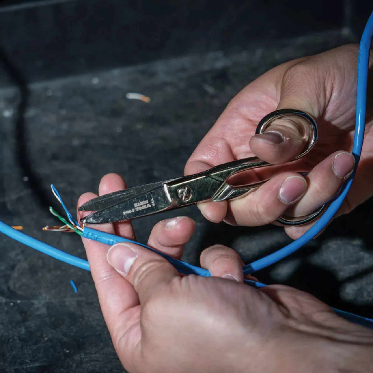 Klein 5 In. Electrician Scissors - photo 2