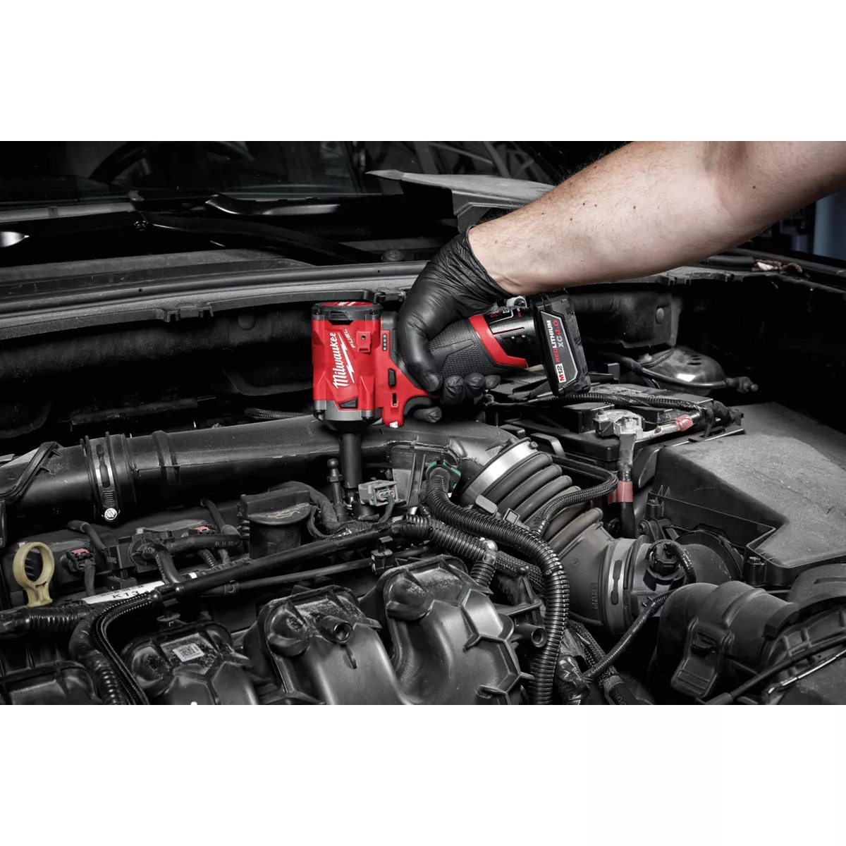 Milwaukee M12 FUEL Brushless 3/8 In. Stubby Cordless Impact Wrench Kit with (1) 4.0 Ah Battery, (1) 2.0 Ah Battery & Charger - photo 3