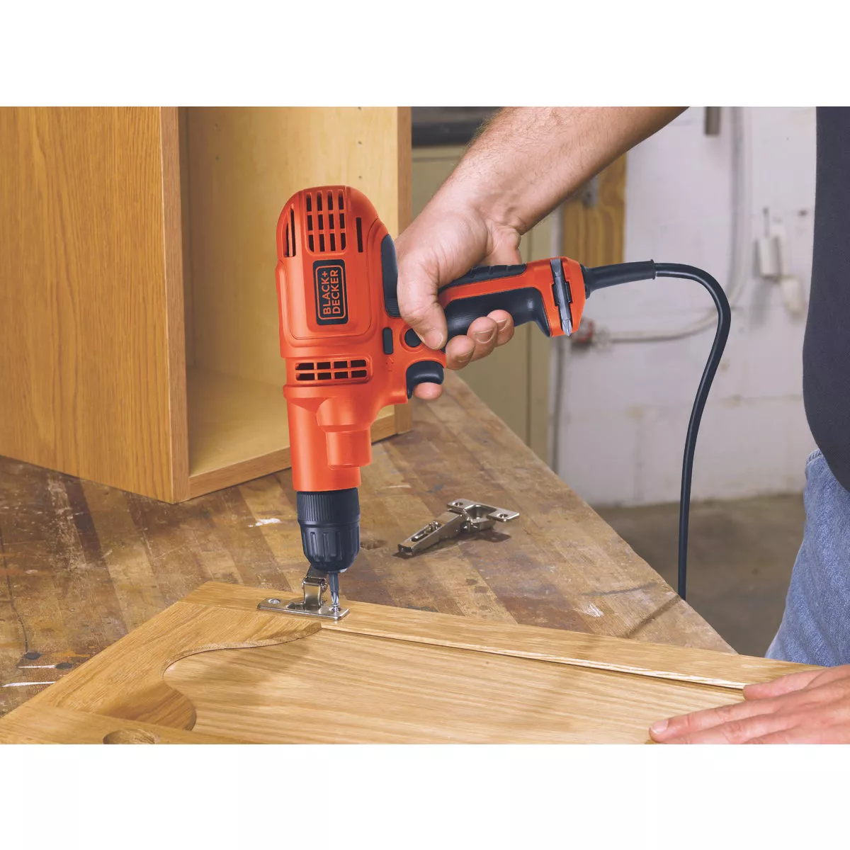 Black & Decker 3/8 In. 5.2-Amp Keyless Electric Drill/Driver - photo 4