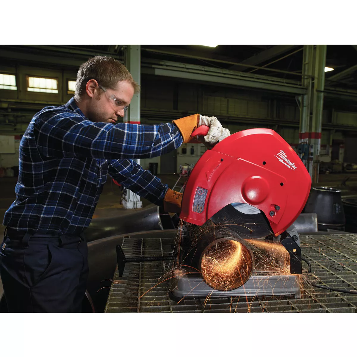 Milwaukee 14 In. 15-Amp Chop Saw - photo 3