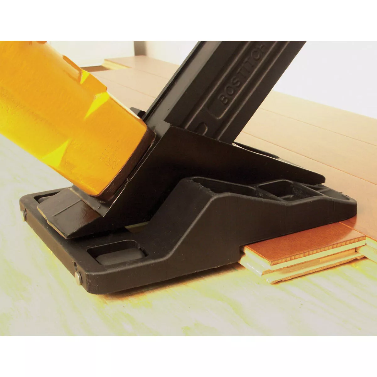 Bostitch 15-Gauge 1/2 In. Crown 2 In. Floor Stapler Kit | True Value ...