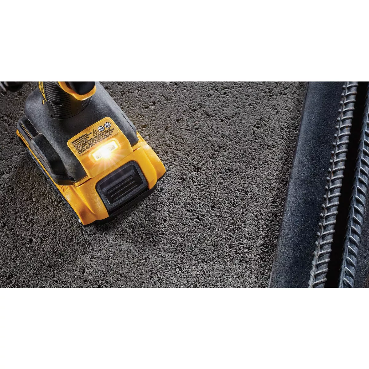 DEWALT 20V MAX XR Brushless 3 In. Cordless Cut-Off Tool (Tool Only) - photo 4