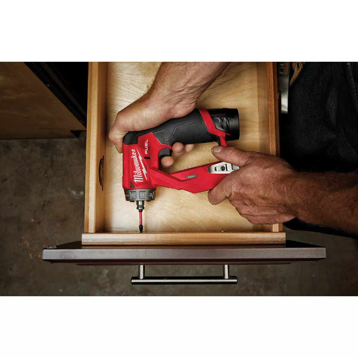 Milwaukee M12 FUEL Brushless 3/8 In. Installation Cordless Drill/Driver Kit with 4-Tool Heads & (2) 2.0 Ah Batteries & Charger - photo 9