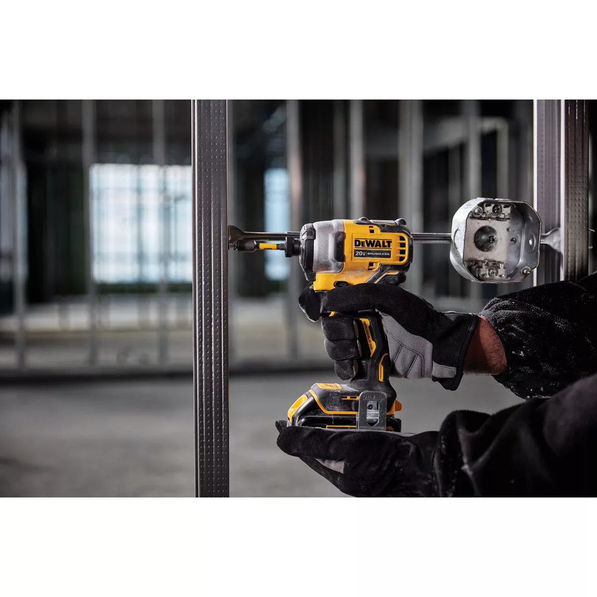 Dewalt Atomic 20 Volt MAX Lithium-Ion 1/4 In. Hex Brushless Cordless Impact Driver Kit - photo 2
