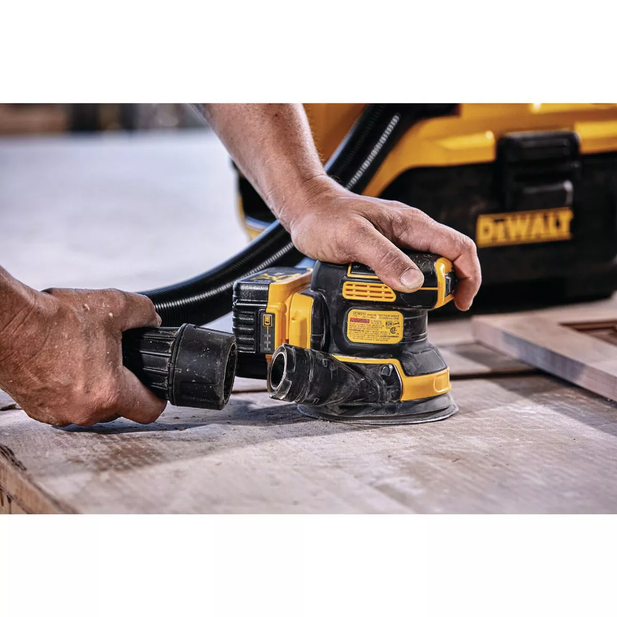 DEWALT 20V MAX XR Brushless 5 In. Random Orbit Cordless Sander (Tool Only) - photo 7