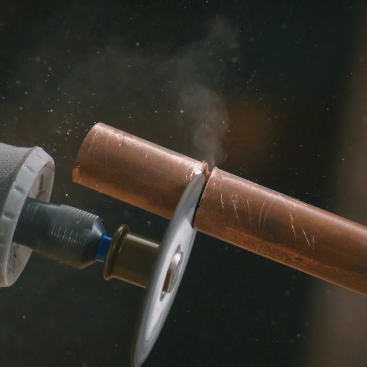 Dremel 1-1/2 In. EZ Lock Metal/Plastic Cut-Off Wheel Kit (11-Piece) - photo 3