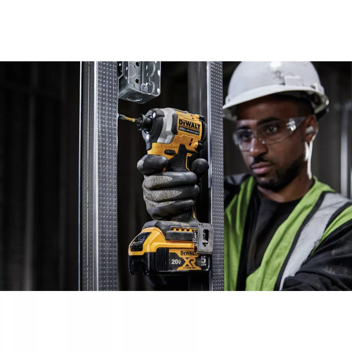 DEWALT ATOMIC 20V MAX Brushless 1/4 In. Cordless Impact Driver (Tool Only) - photo 3