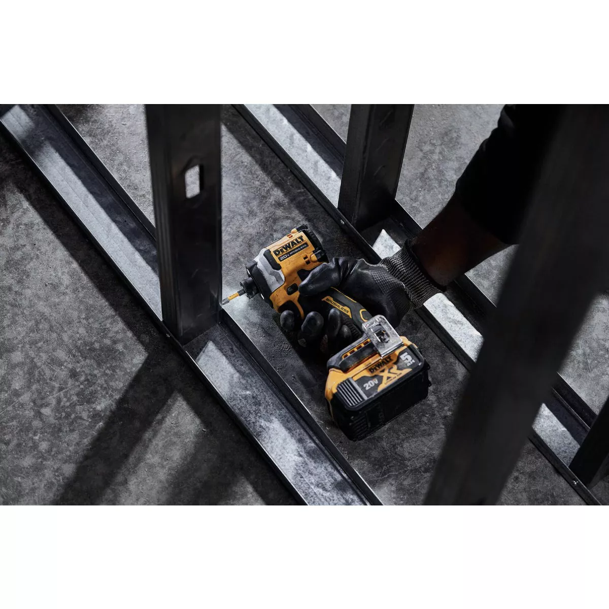 DEWALT ATOMIC 20V MAX Brushless 1/4 In. Cordless Impact Driver (Tool Only) - photo 10