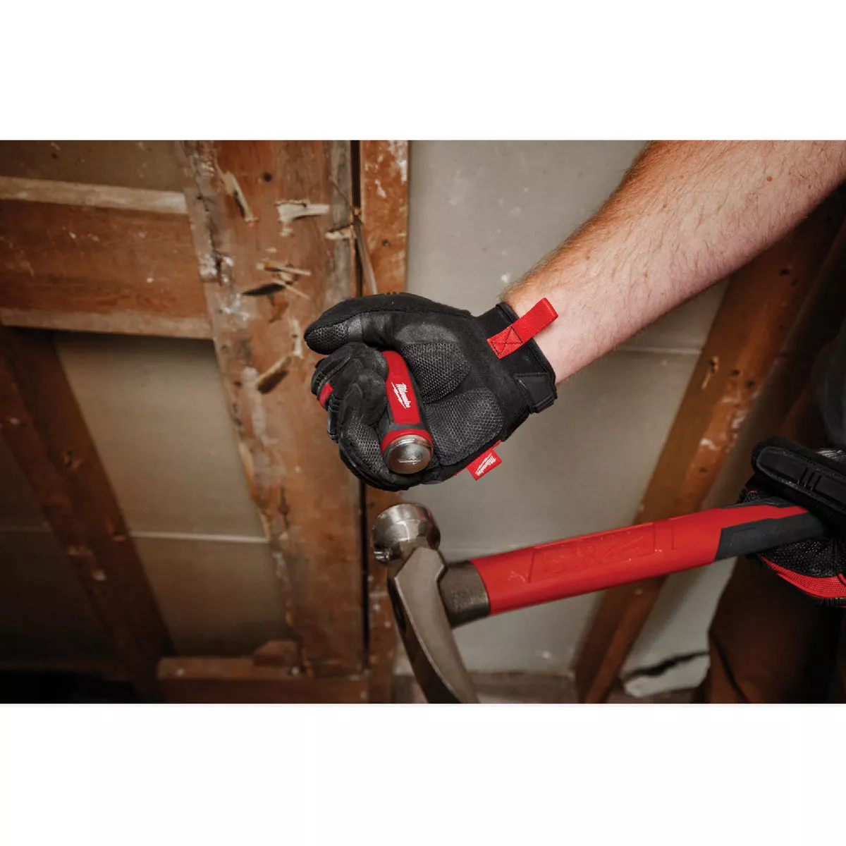 Milwaukee 3/8 In. x 8 In. Slotted Demolition Screwdriver with Cushion Grip - photo 6