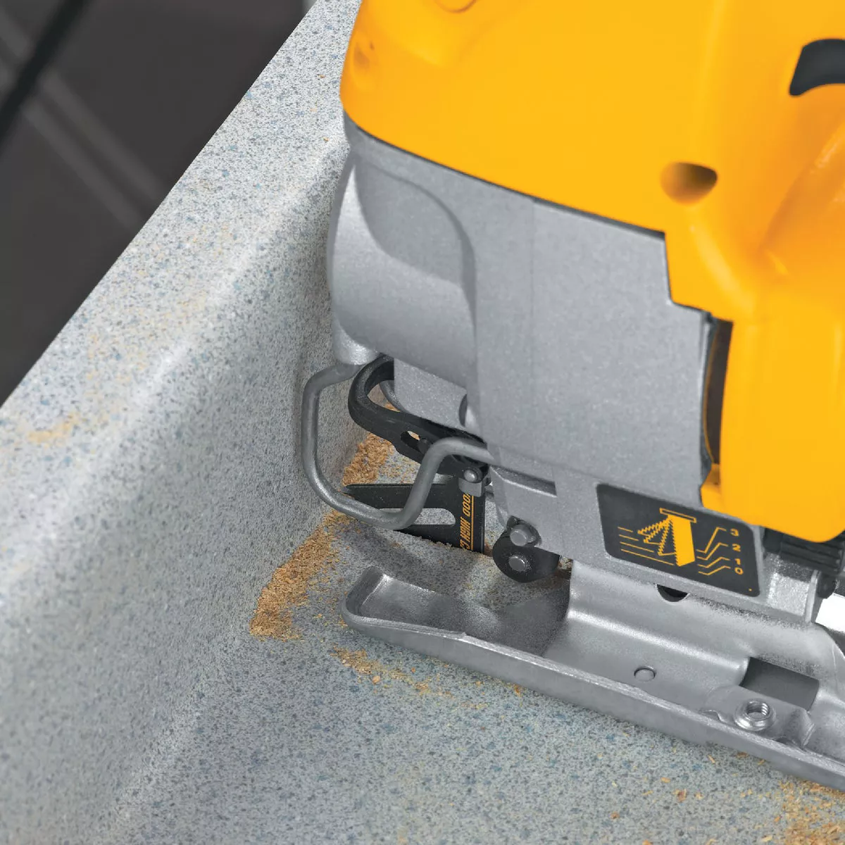 DEWALT 5.5A 4-Position 0-3100 SPM Jig Saw - photo 2