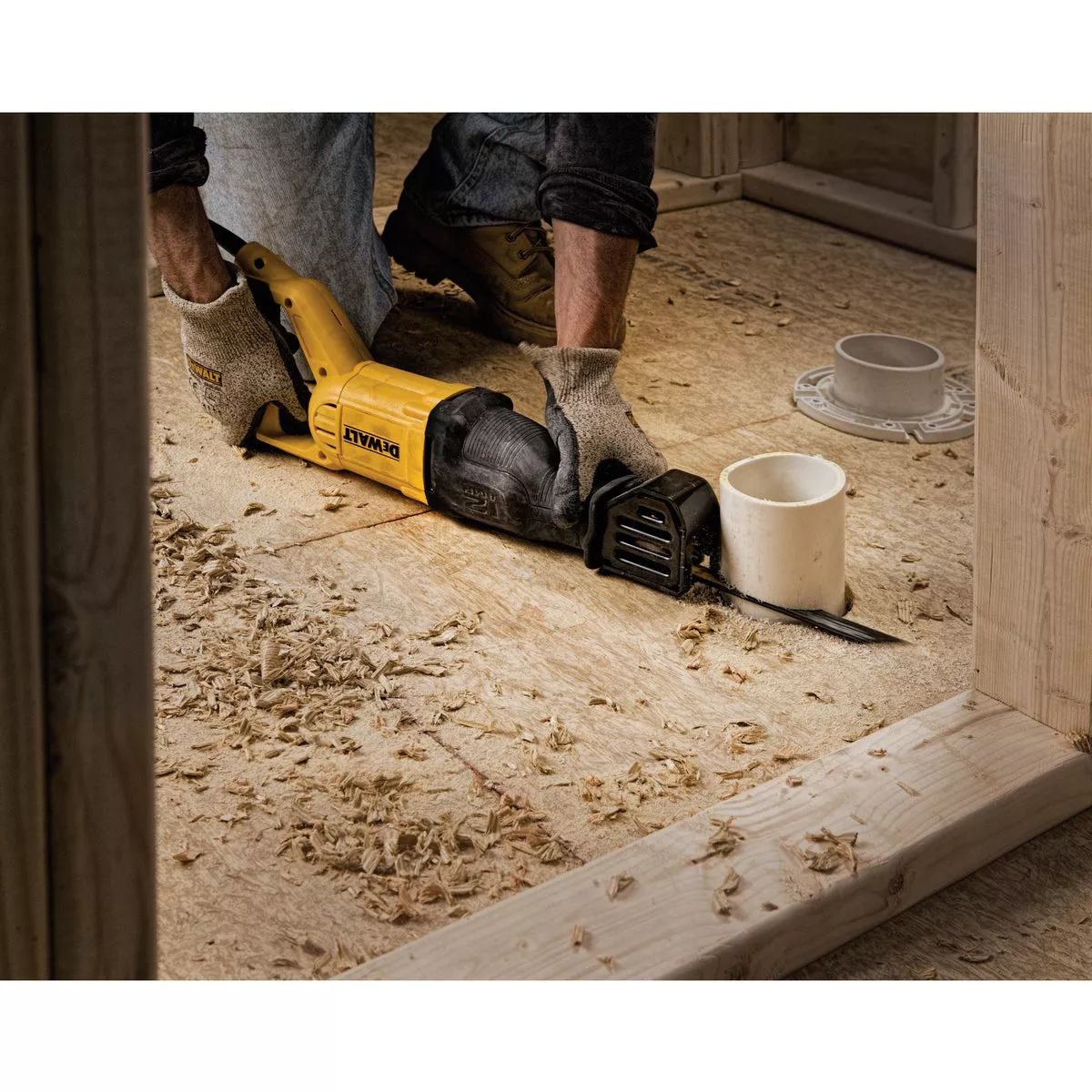DEWALT 12-Amp Reciprocating Saw - photo 3