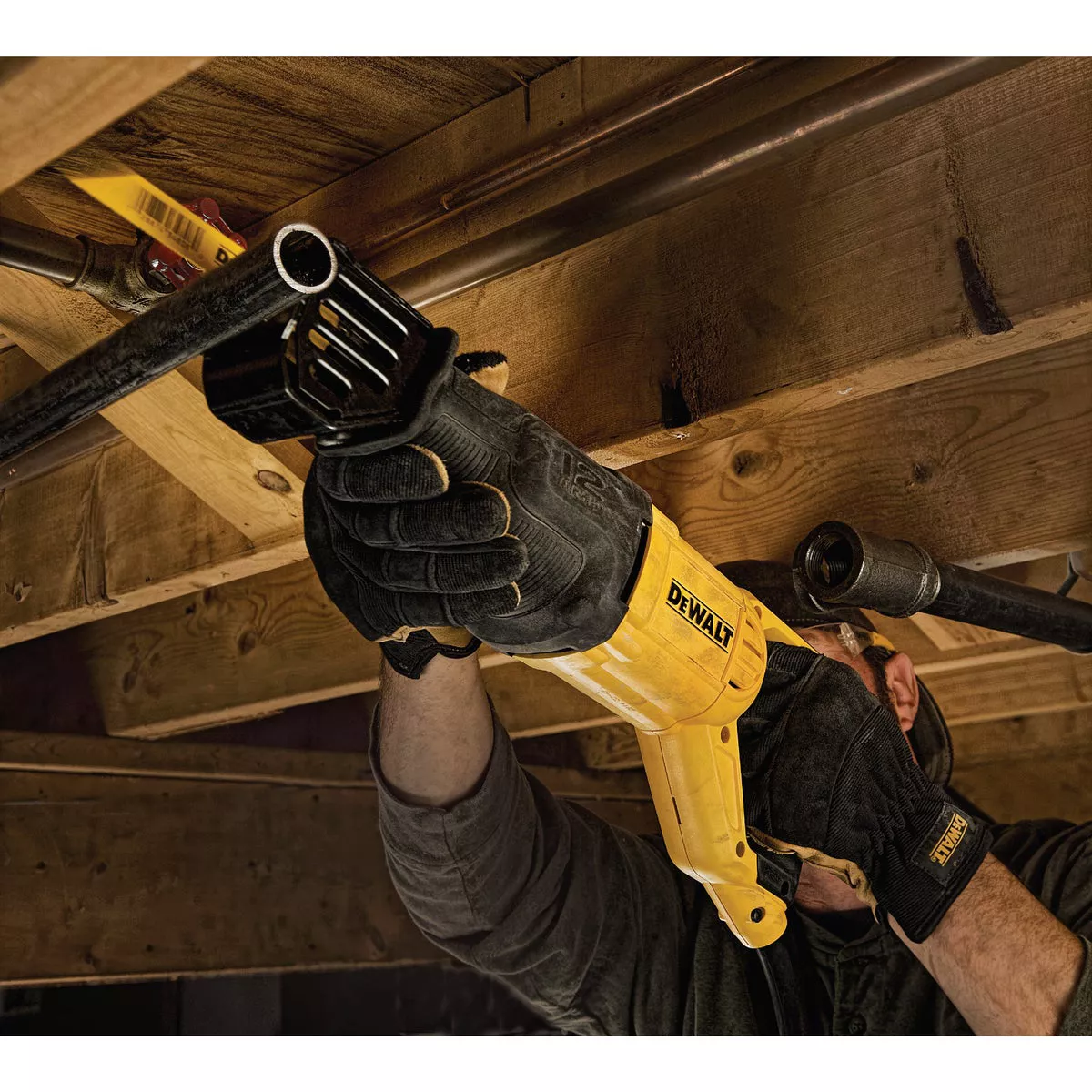 DEWALT 12-Amp Reciprocating Saw - photo 4