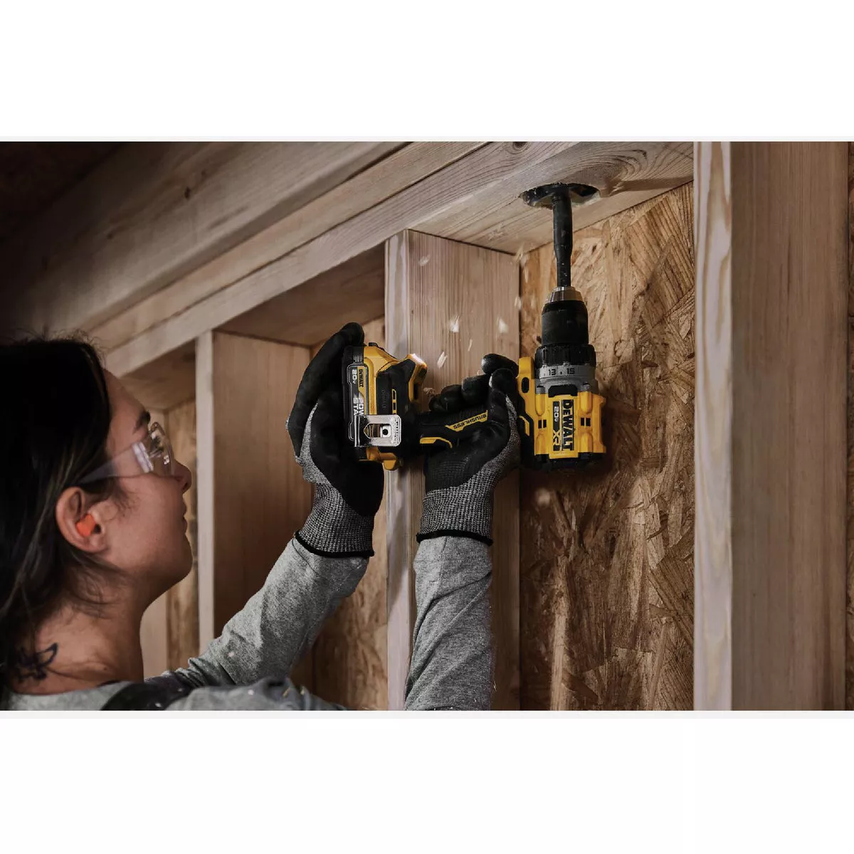DEWALT 20V MAX XR Brushless 1/2 In. Compact Drill/Driver Kit with 1.7 Ah POWERSTACK Battery & 2.0 Ah Battery & Charger - photo 6