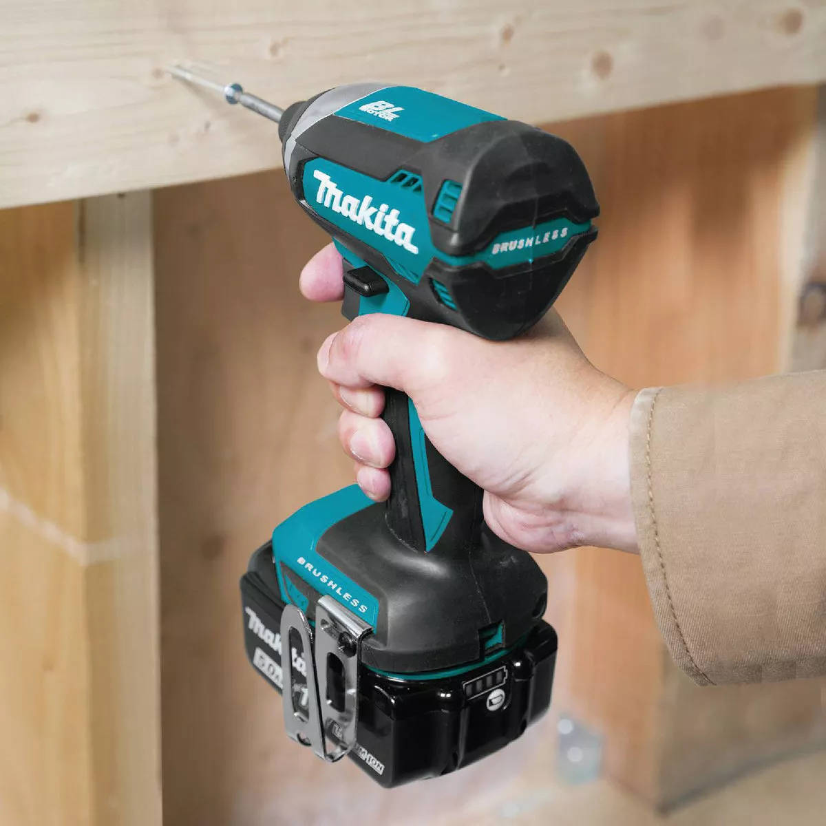 Makita 2-Tool 18 Volt LXT Lithium-Ion Brushless Compact Hammer Drill/Driver & Impact Driver Cordless Tool Combo Kit - photo 7