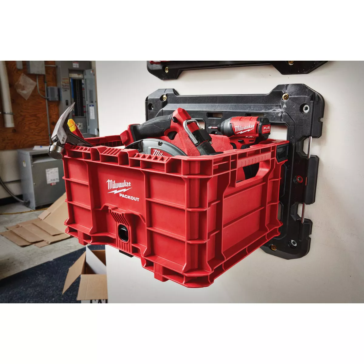 Milwaukee PACKOUT 50 Lb. Red Storage Tote - photo 3