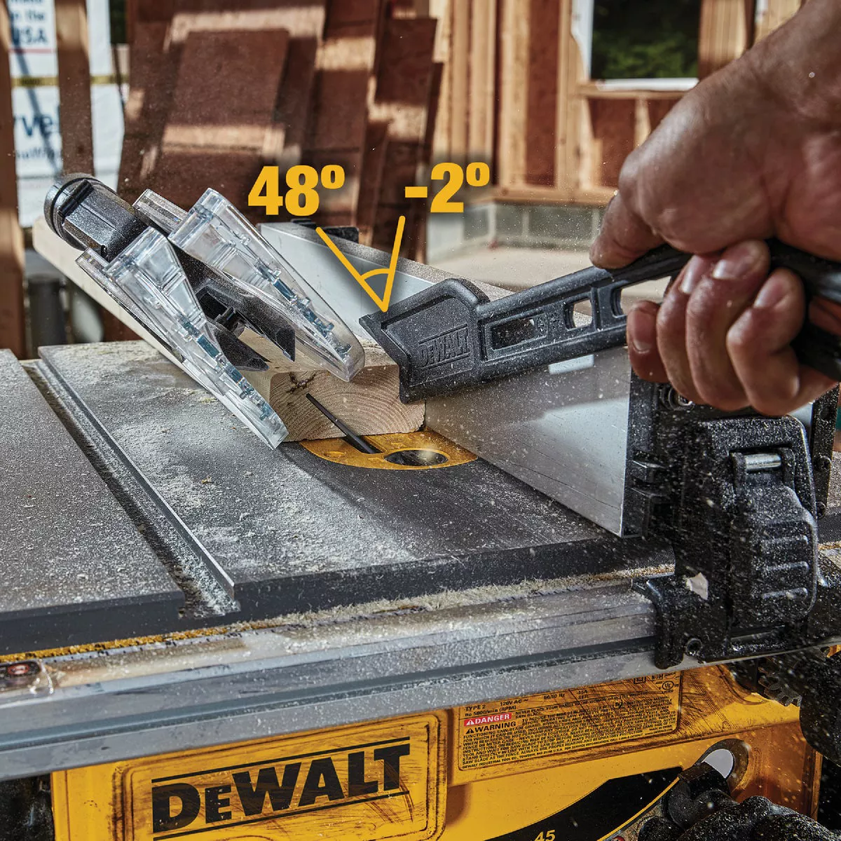 DEWALT 15-Amp 8-1/4 In. Compact Portable Jobsite Table Saw - photo 6