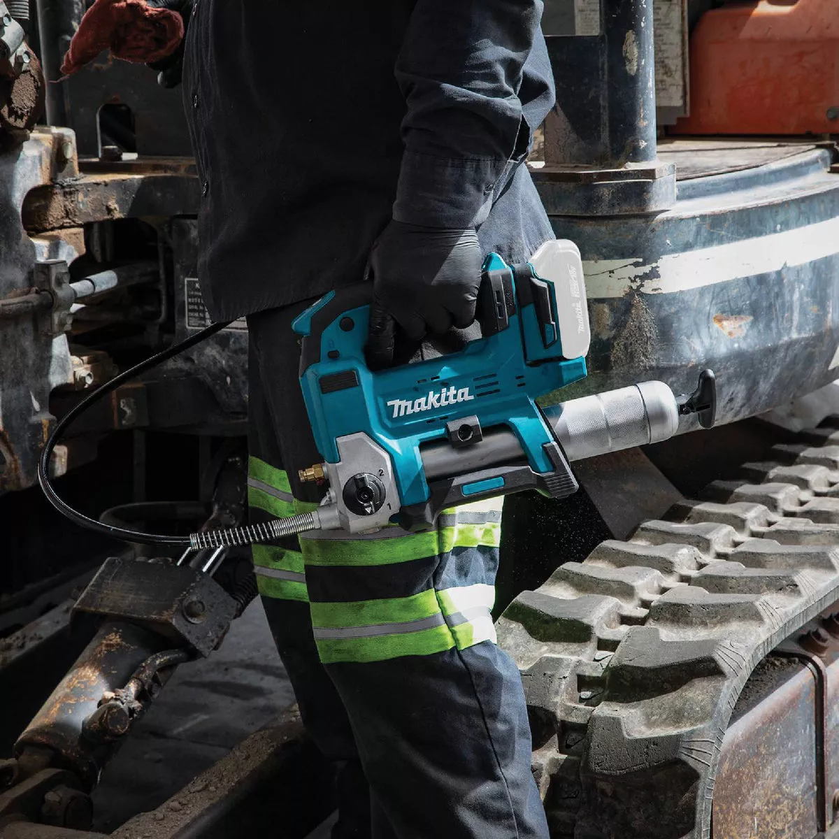 Makita 18V LXT Lithium-Ion Cordless Grease Gun (Tool Only) - photo 5