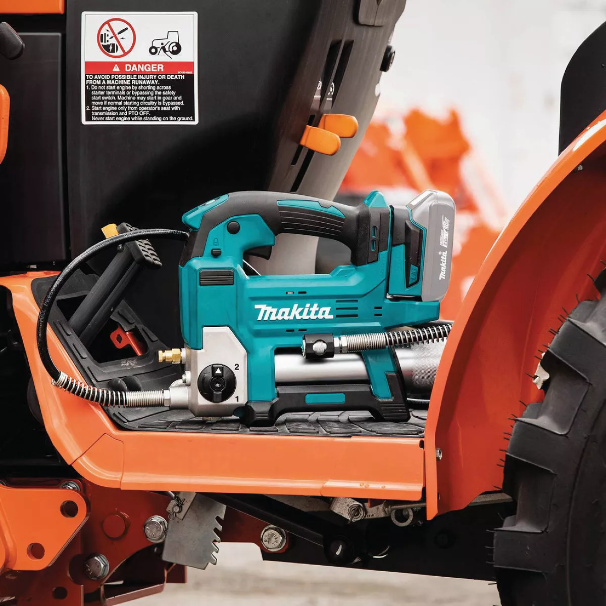 Makita 18V LXT Lithium-Ion Cordless Grease Gun (Tool Only) - photo 12