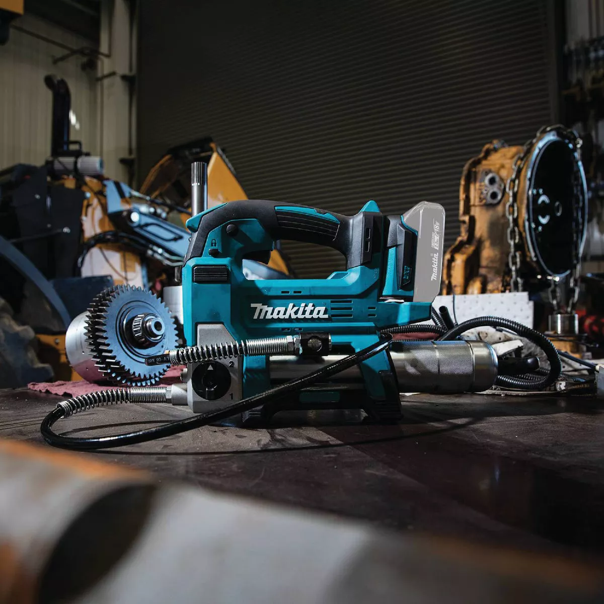 Makita 18V LXT Lithium-Ion Cordless Grease Gun (Tool Only) - photo 13