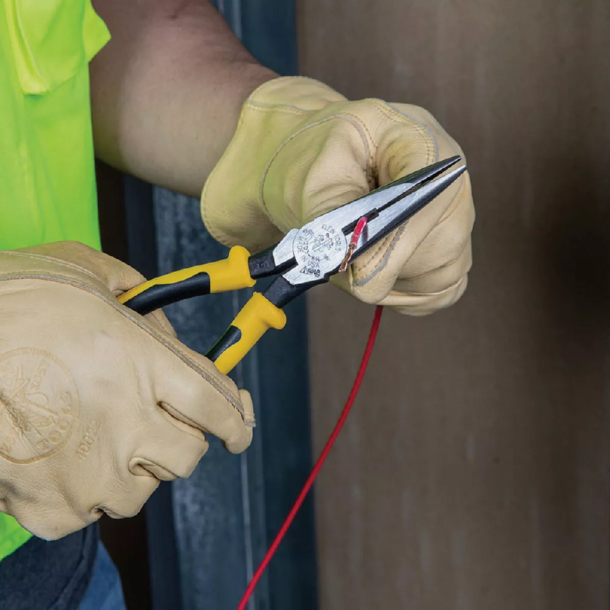 Klein 8-1/2 In. Journeyman Long Nose Pliers - photo 4