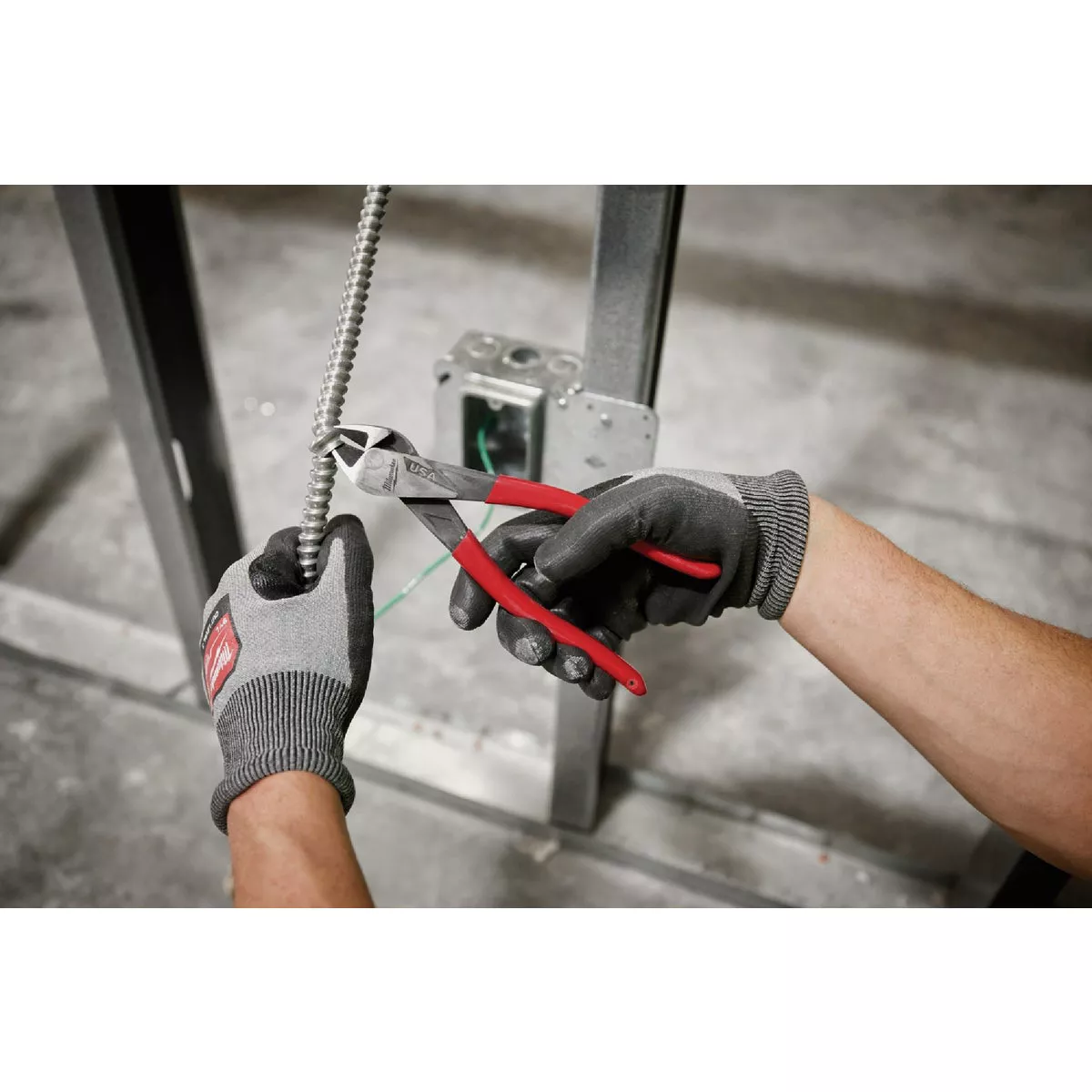 Milwaukee 8 In. Dipped Grip Diagonal Cutting Pliers - photo 4