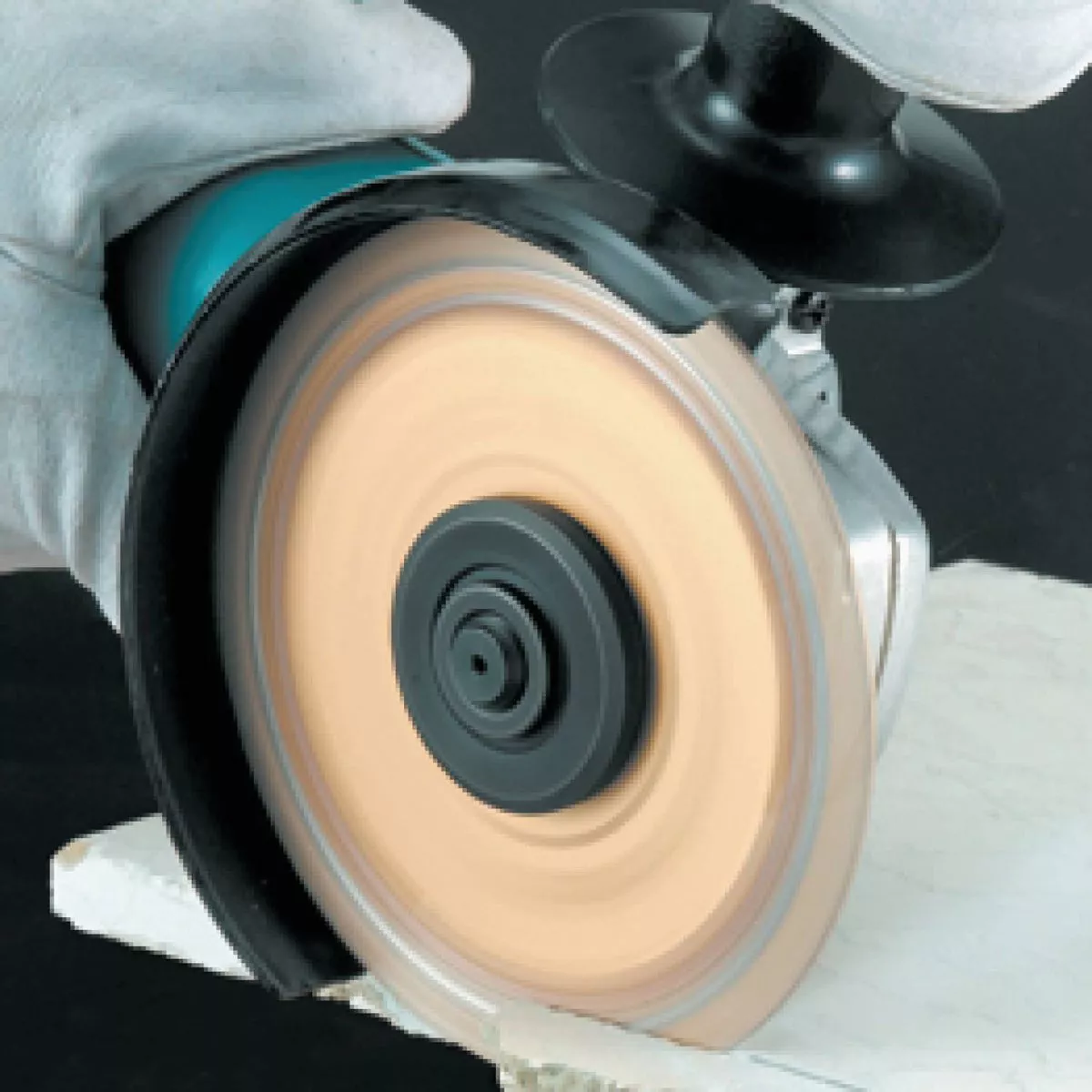 Makita 4-1/2 In. 7.5-Amp Angle Grinder with Lock-On - photo 8