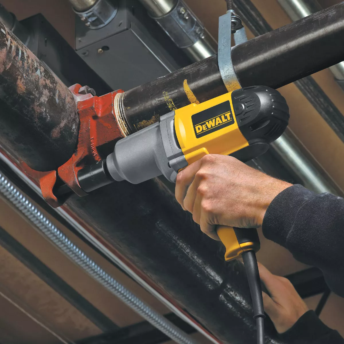 DEWALT 1/2 In. Impact Wrench with Detent Pin Anvil - photo 5