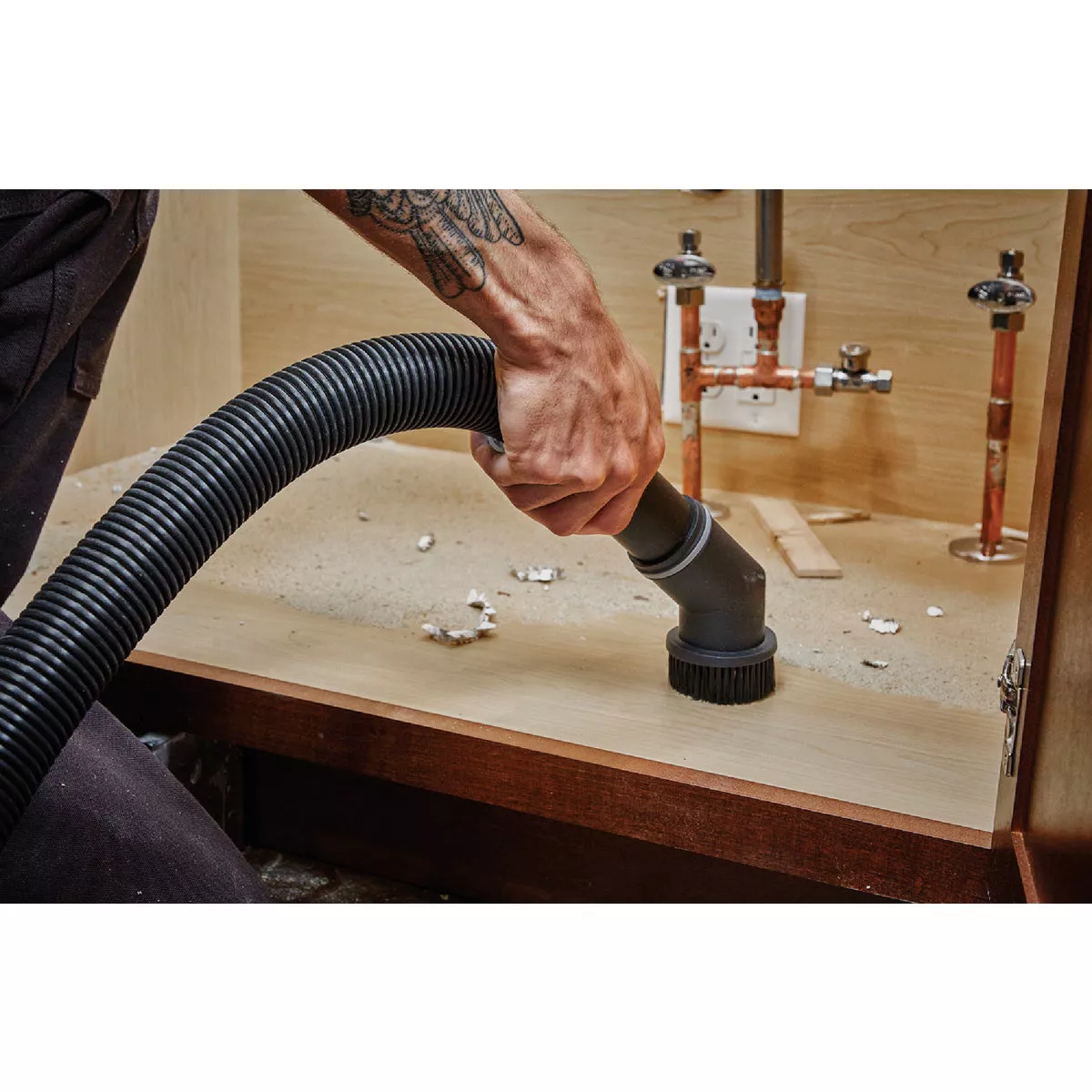 Milwaukee 1-7/8 In. Black Plastic Round Vacuum Brush - photo 2