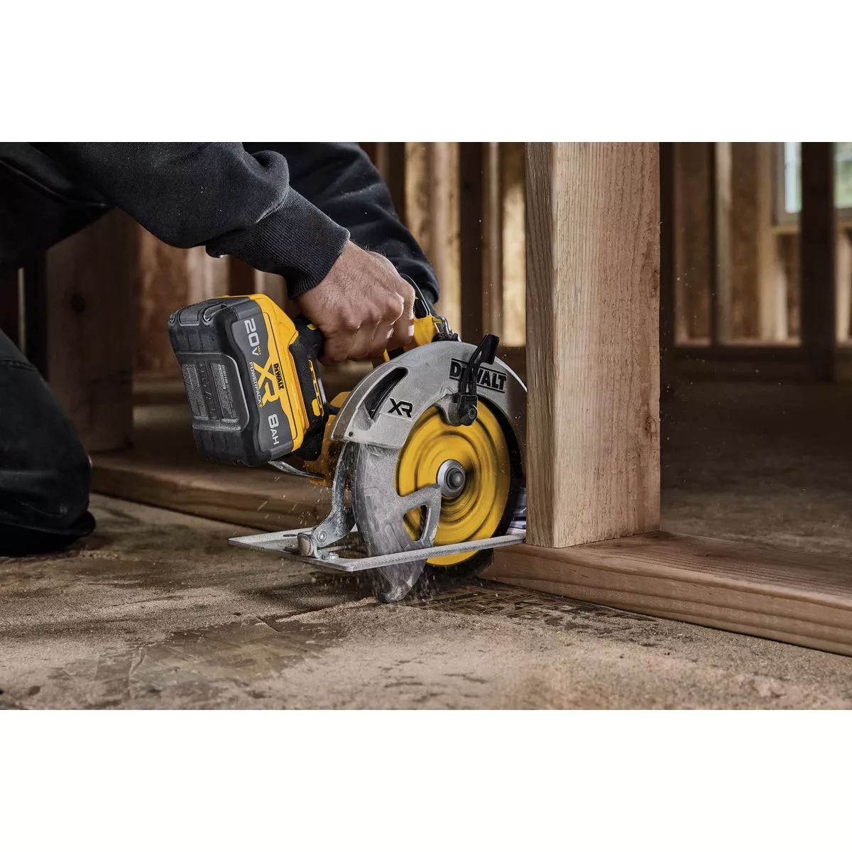 DEWALT 20V MAX XR Brushless 7-1/4 In. Cordless Circular Saw (Tool Only) - photo 8