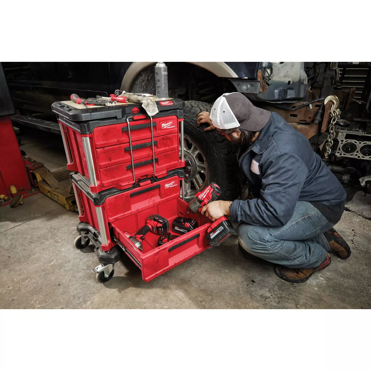 Milwaukee PACKOUT 2-Drawer Toolbox, 50 Lb. Capacity - photo 7