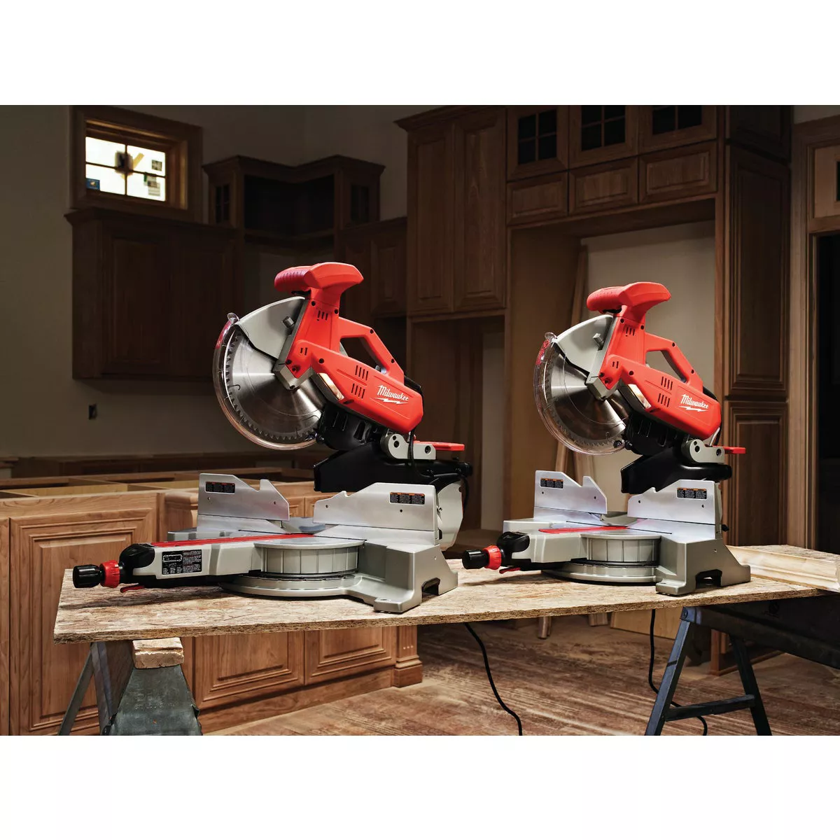 Milwaukee 12 In. 15-Amp Dual-Bevel Sliding Compound Miter Saw - photo 4