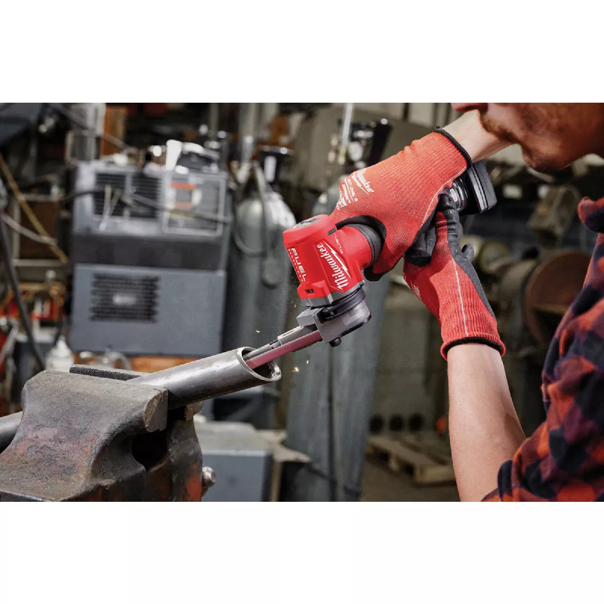 Milwaukee M12 FUEL Brushless 3/8 In. x 13 In. Cordless Bandfile (Tool Only) - photo 9