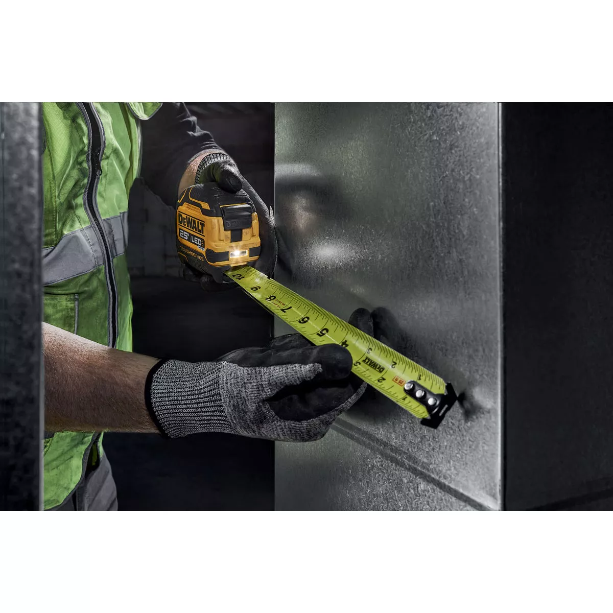 DEWALT TOUGHSERIES 25 Ft. Tape Measure with LED Light - photo 5