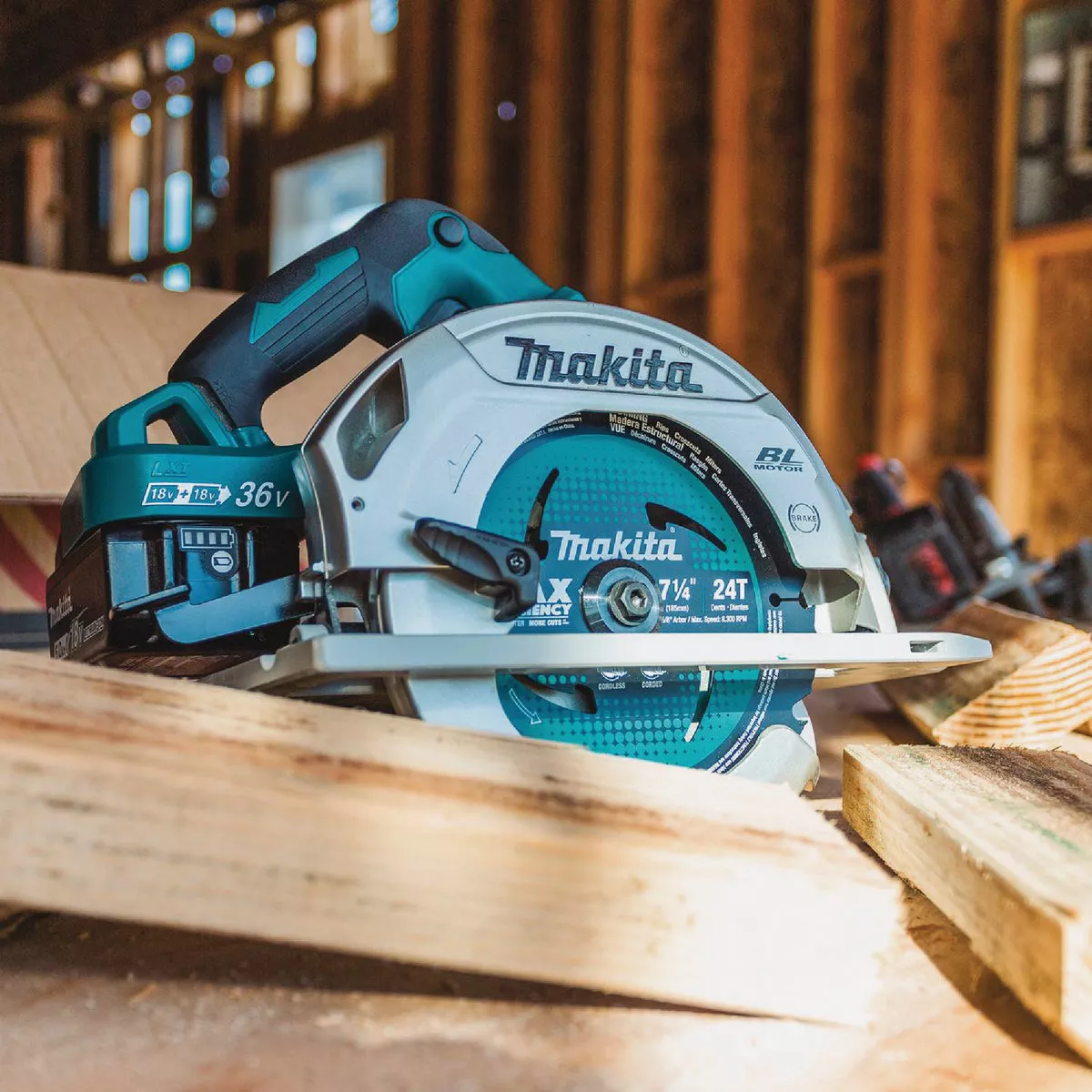 Makita 18V X2 LXT Lithium-Ion Brushless 7-1/4 In. Cordless Circular Saw Kit - photo 5