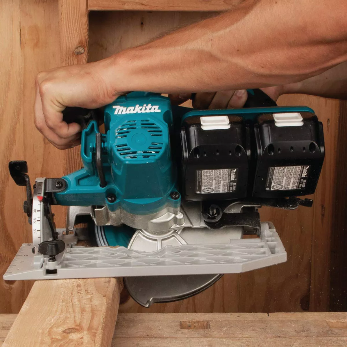 Makita 18V X2 LXT Lithium-Ion Brushless 7-1/4 In. Cordless Circular Saw Kit - photo 2