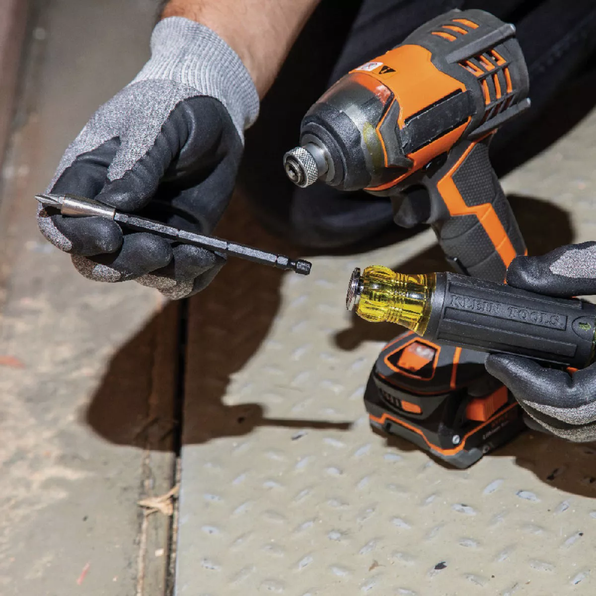 Klein 14-in-1 Adjustable Length Multi-Bit Screwdriver - photo 7