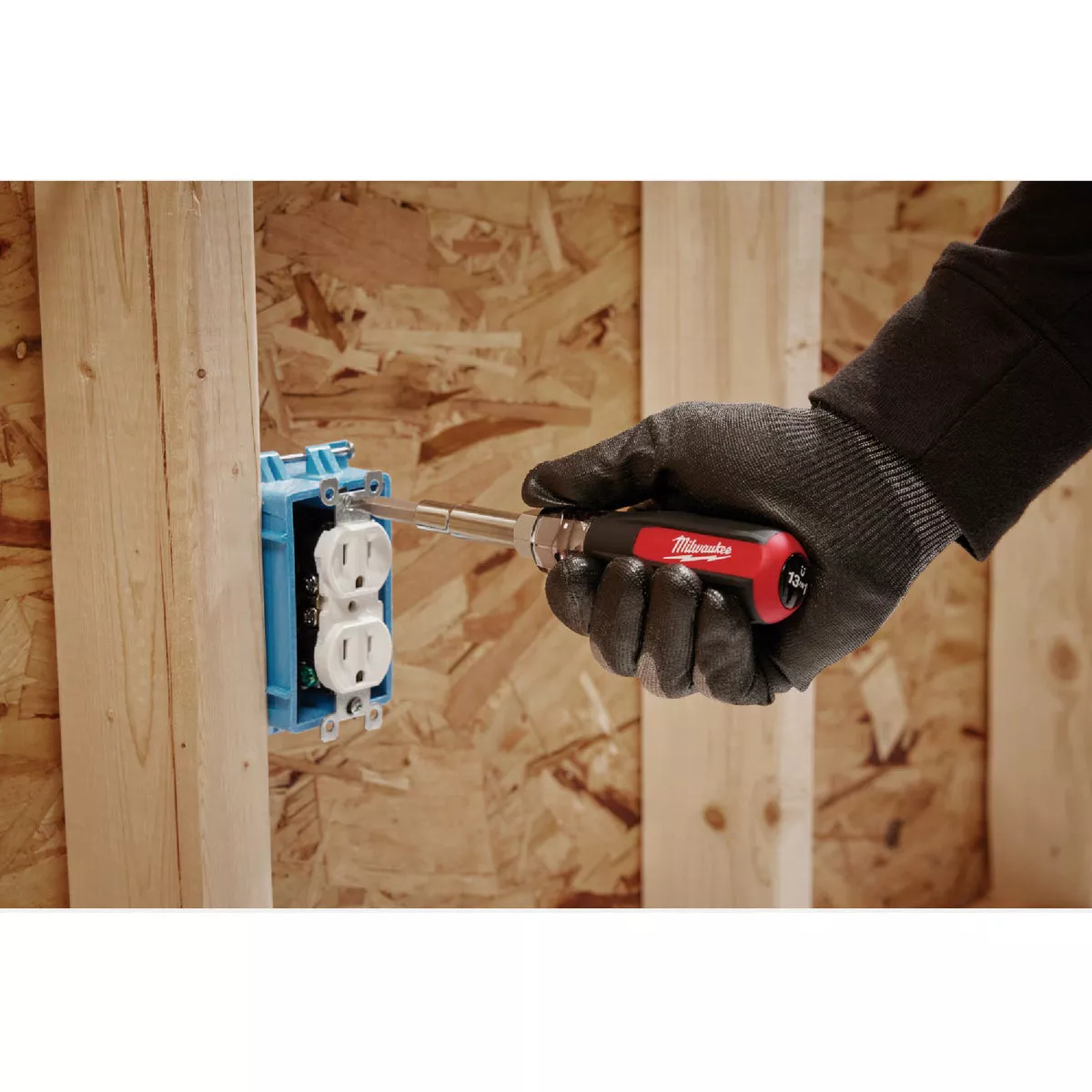 Milwaukee 13-In-1 Magnetic Multi-Bit Screwdriver - photo 5