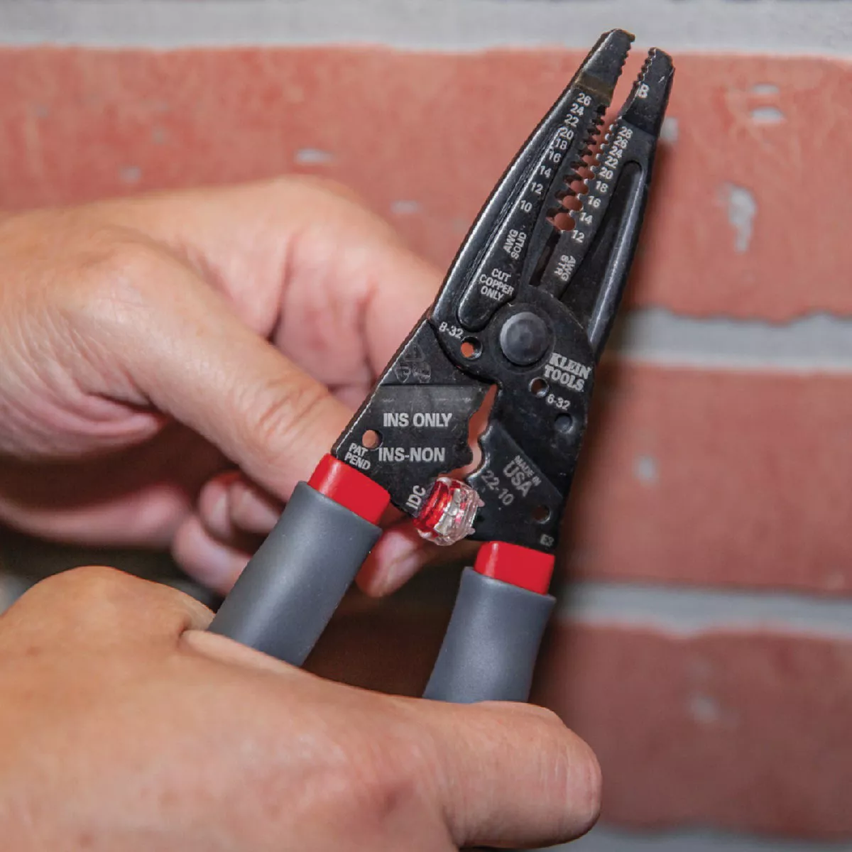 Klein-Kurve 7-3/4 In. Wire Stripper/Crimper Multi-Tool - photo 3