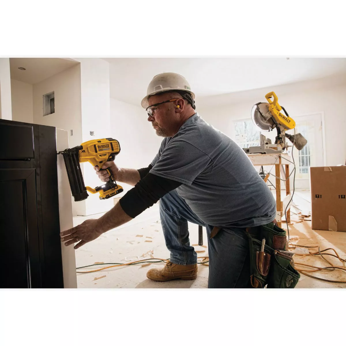 DEWALT 20V MAX XR Brushless 18-Gauge 2-1/8 In. Cordless Brad Nailer (Tool Only) - photo 4