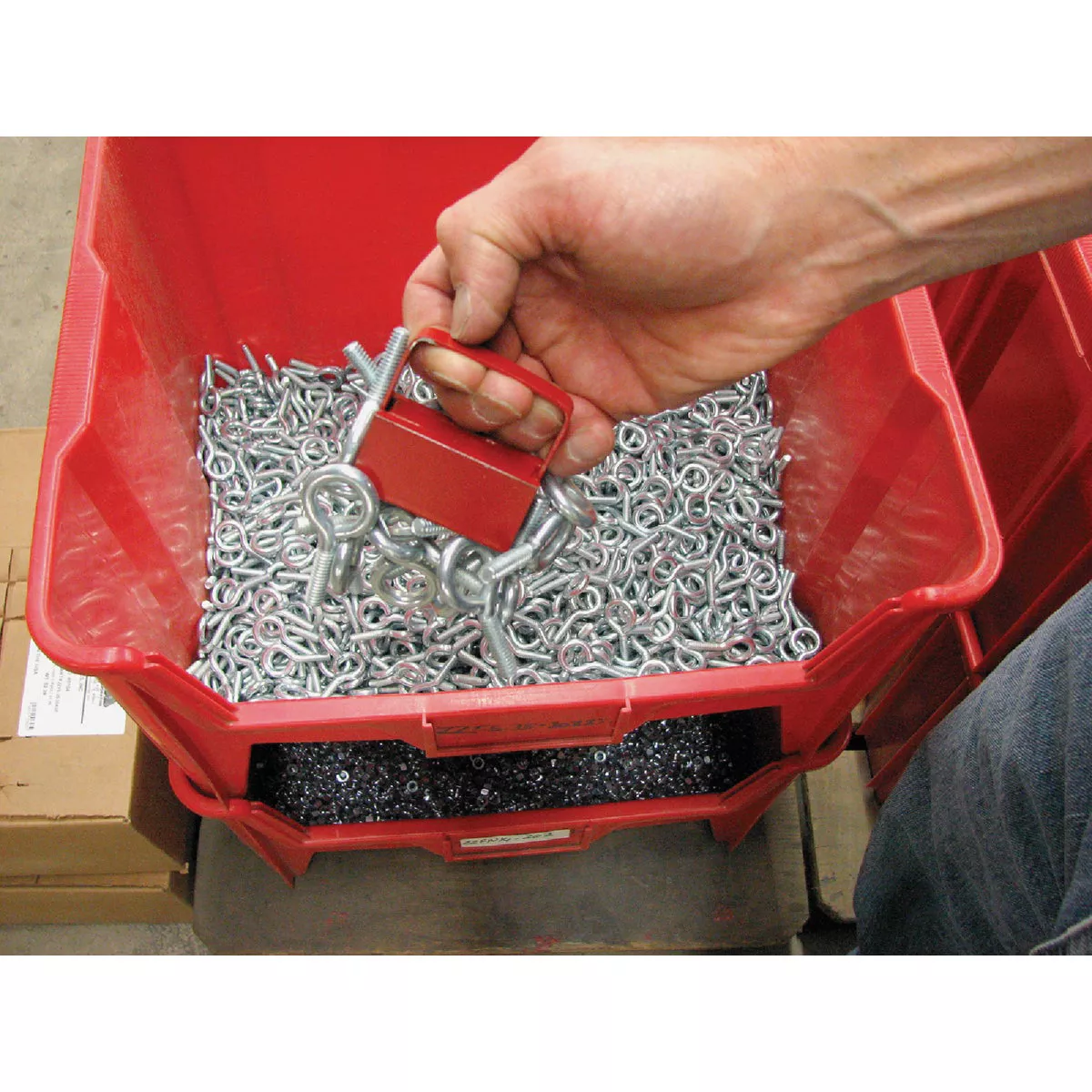 Master Magnetics 2 in. 3/4 in. 1 in. Handle Magnet - photo 6