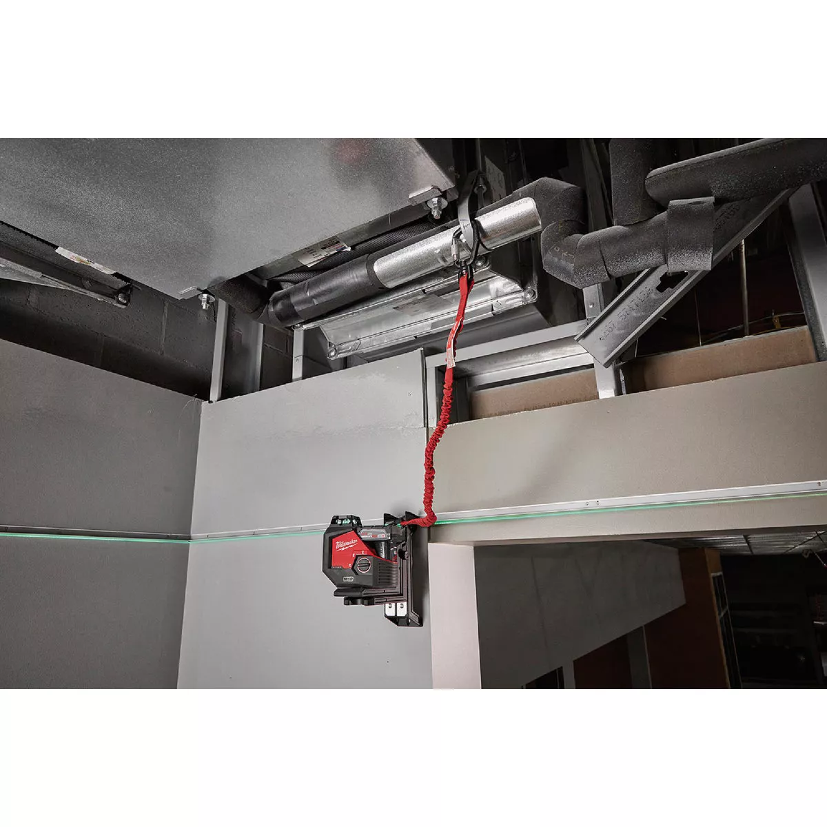 Milwaukee M12 165 Ft. Self-Leveling 360 Degree Green Single Plane Line Laser Level Kit - photo 3