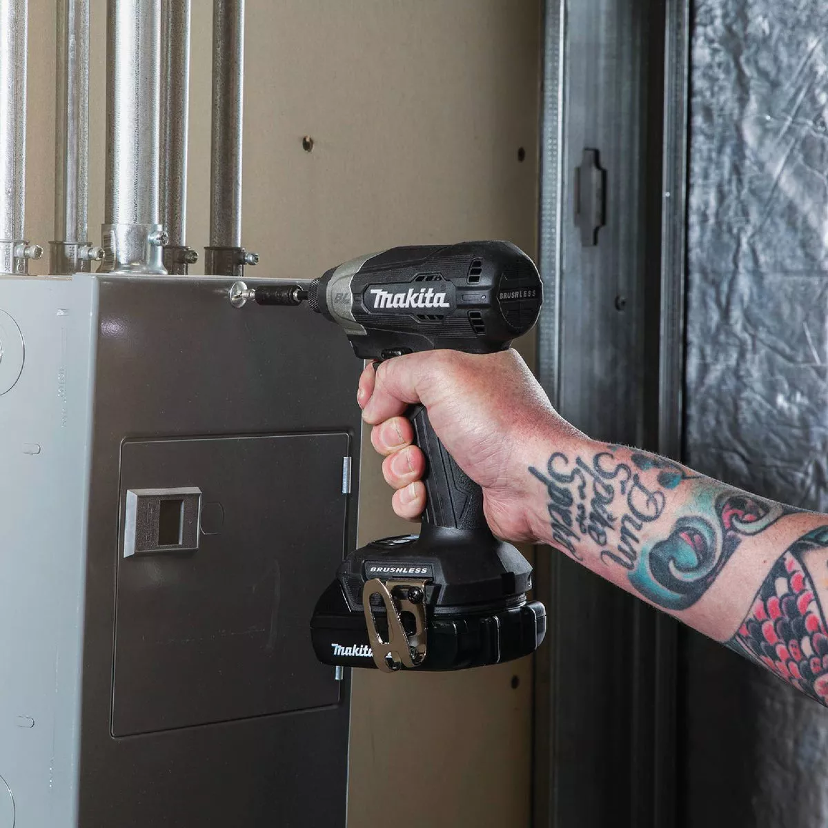 Makita 18-Volt LXT Lithium-Ion Brushless 1/4 In. Hex Sub-Compact Cordless Impact Driver Kit - photo 3
