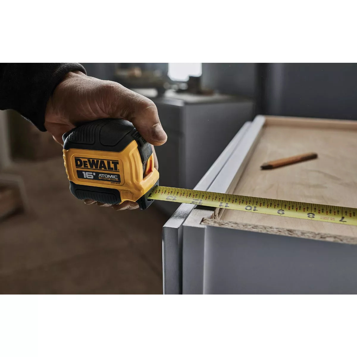 DEWALT ATOMIC 16 Ft. Tape Measure - photo 4