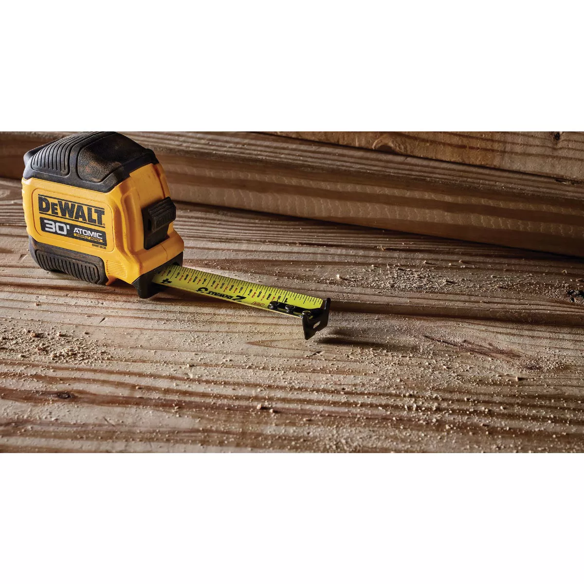 DEWALT ATOMIC 30 Ft. Tape Measure - photo 3