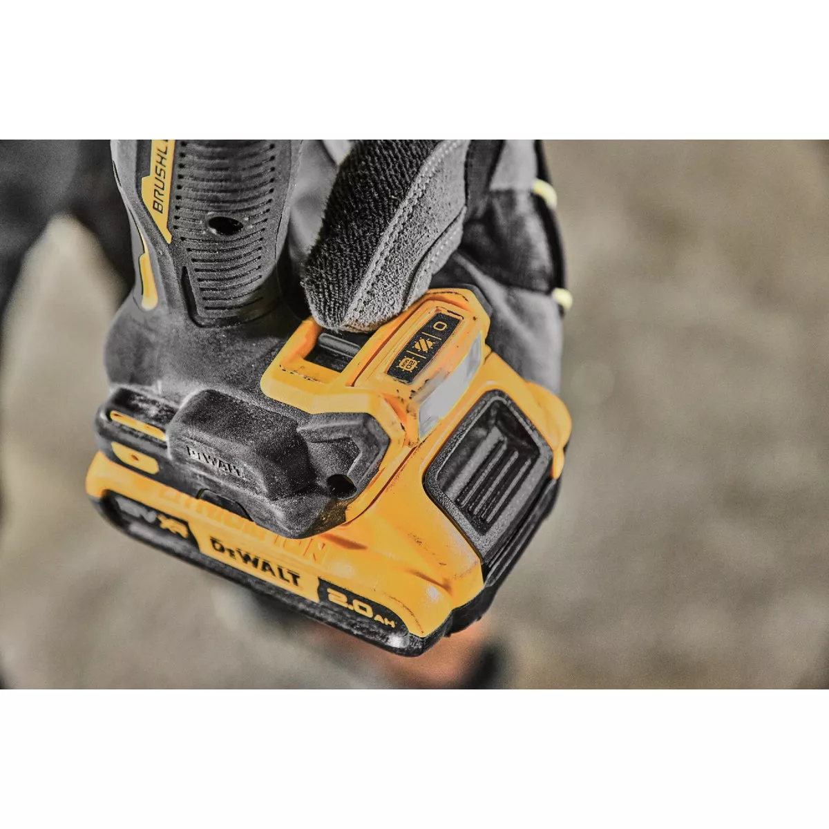 DEWALT 20V MAX XR Brushless 1/2 In. Cordless Drill/Driver Kit with (2) 2.0 Ah Batteries & Charger - photo 2